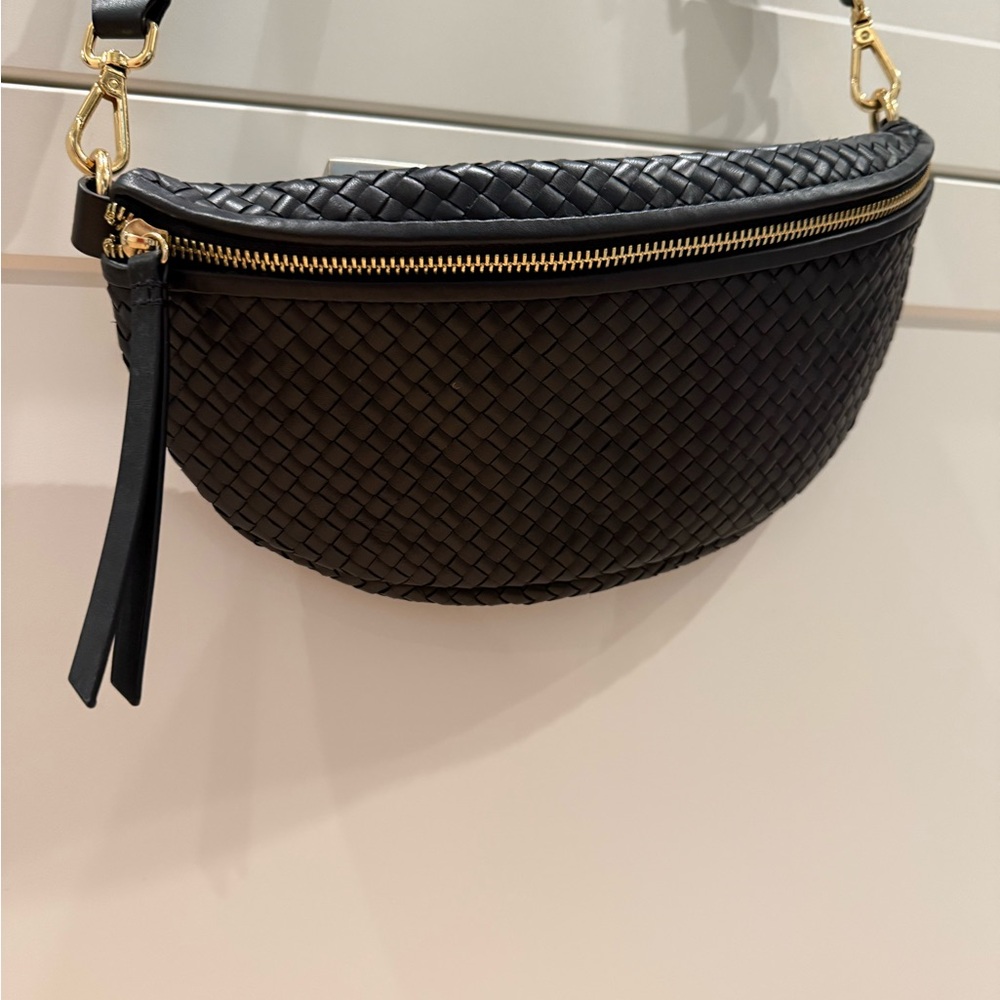 Quince Black Leather Sling Bag